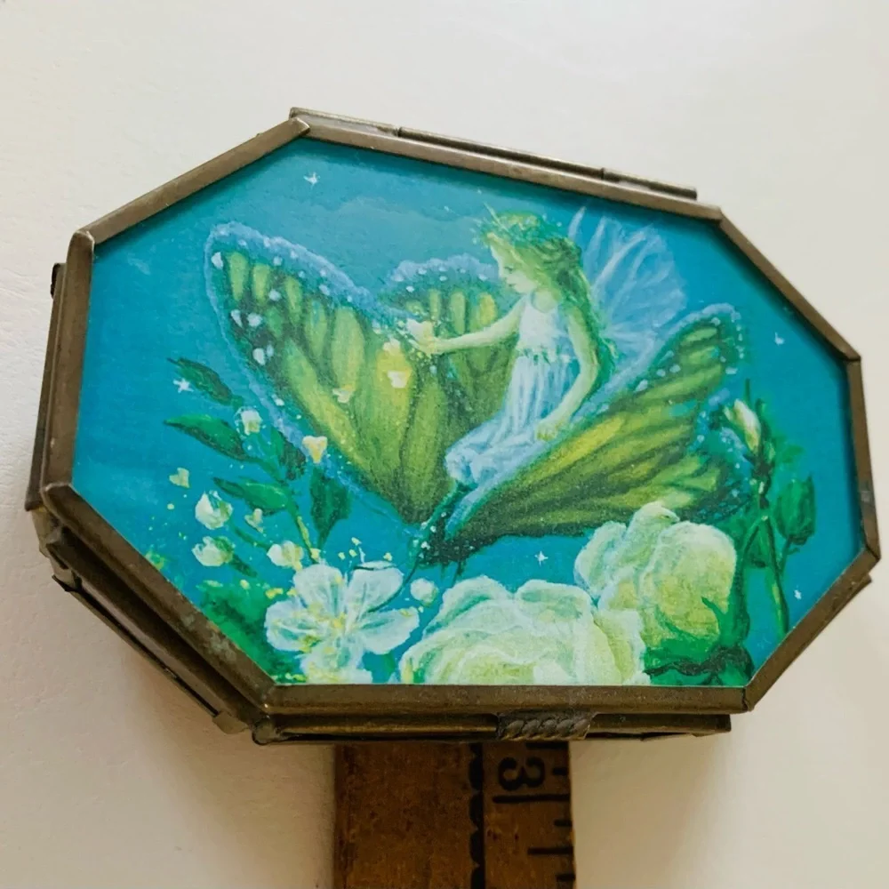 Metal jewelry box